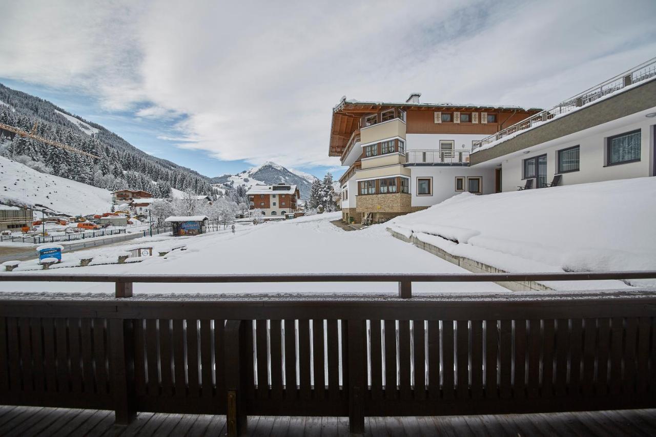 Glemm Lodge Apartments - Joker Card Im Sommer Inklusive Saalbach-Hinterglemm Dış mekan fotoğraf